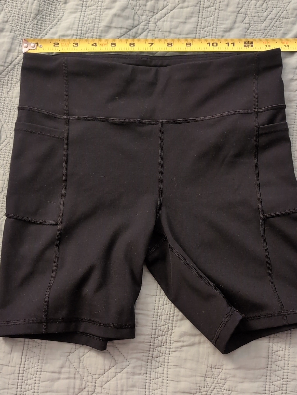 Gap GapFit High Rise Blackout Bike Shorts Pocket Shorts Size Small - Picture 7 of 9